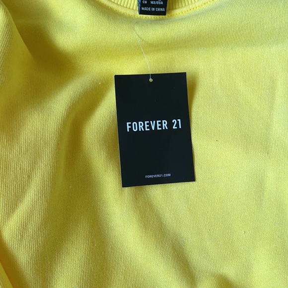 Cropped yellow sweater - Picture 2 of 3